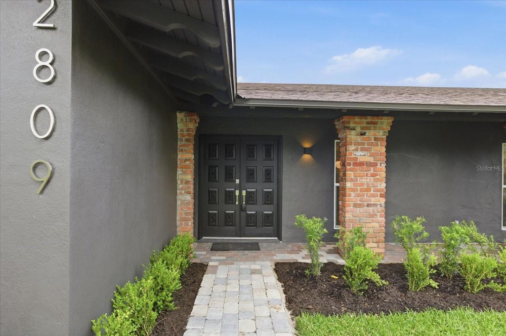 Photo of 2809 Waumpi Trail, Maitland, FL 32751 (MLS # O6399820)