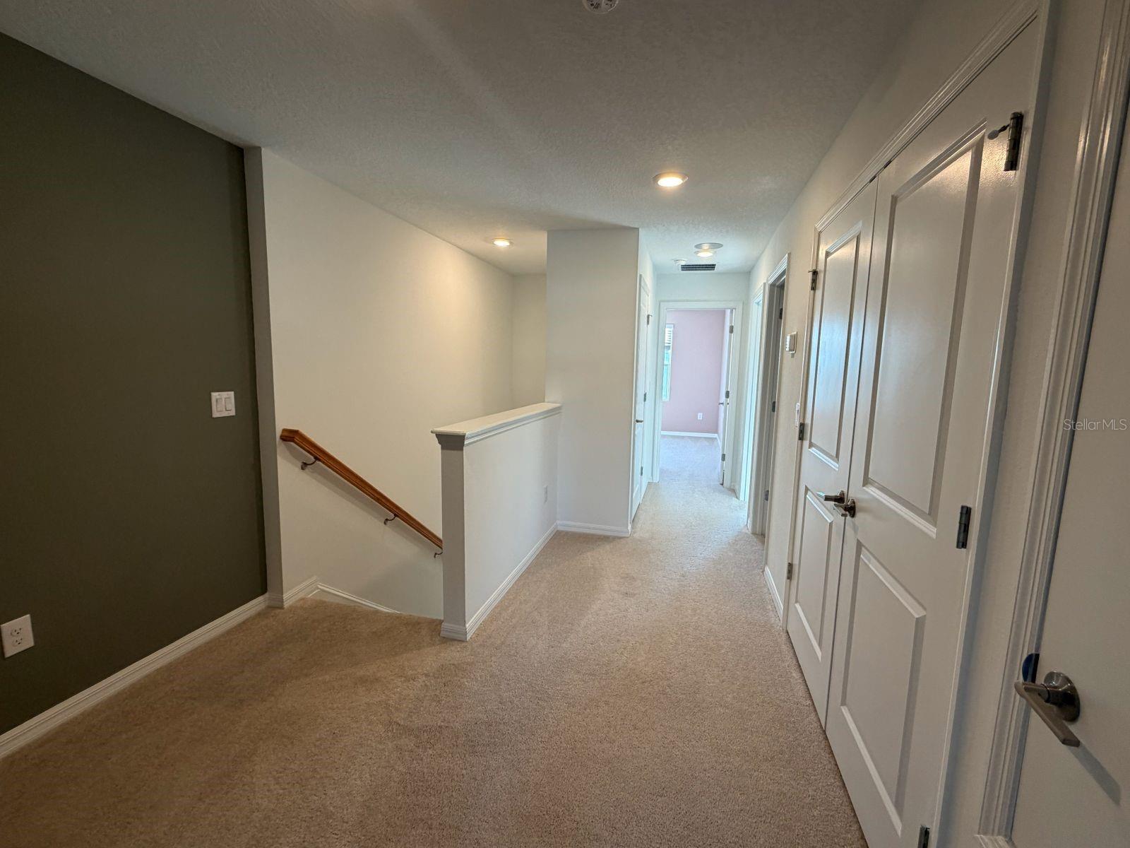 ARTISAN LAKES EDGESTONE NORTH PH I & II - Residential Lease