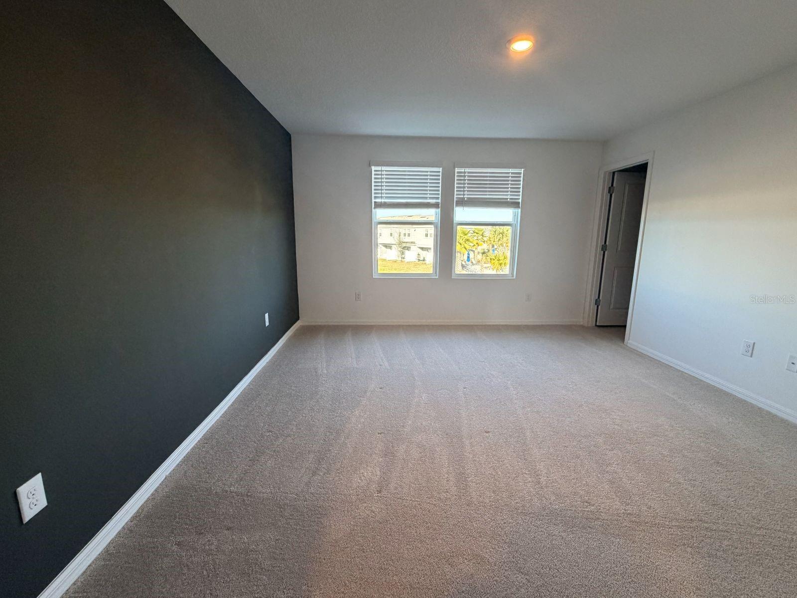 ARTISAN LAKES EDGESTONE NORTH PH I & II - Residential Lease