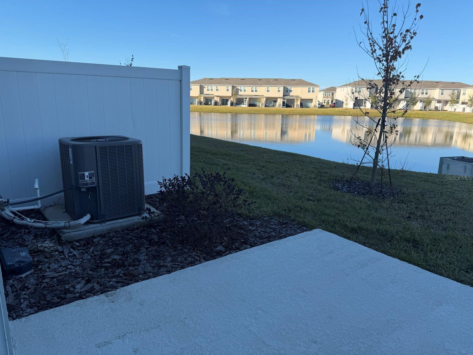 ARTISAN LAKES EDGESTONE NORTH PH I & II - Residential Lease