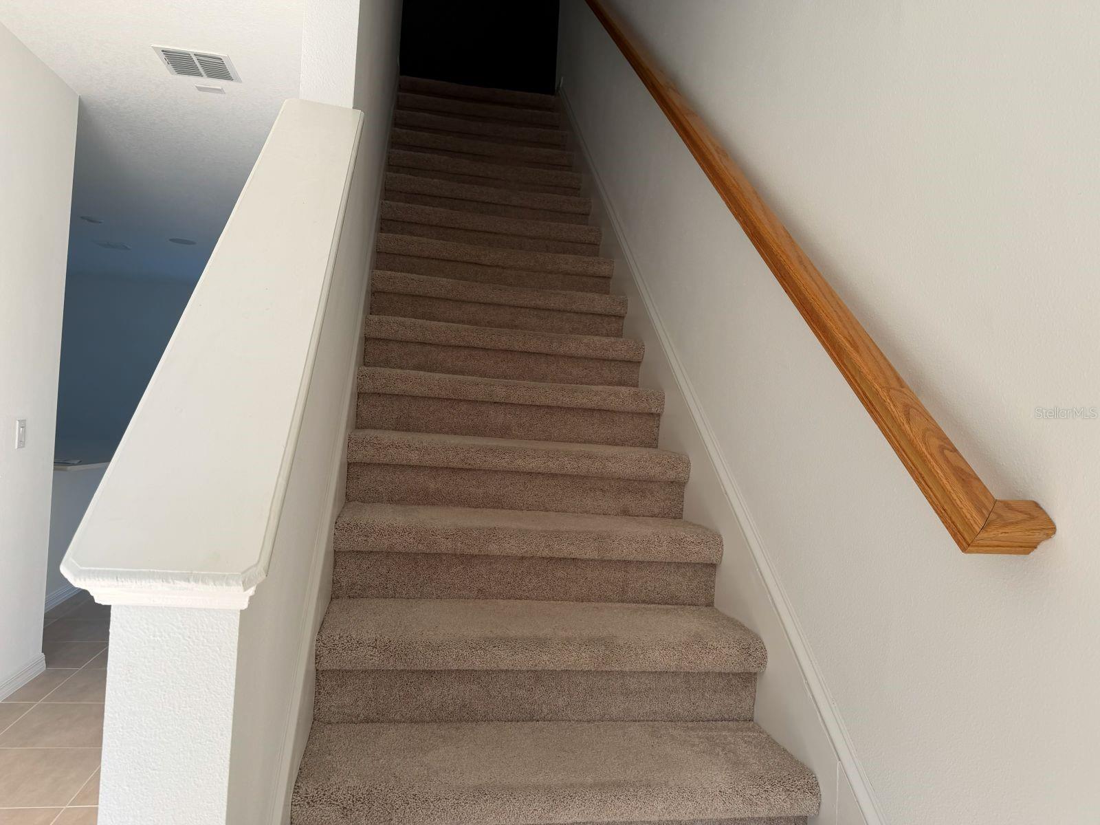 ARTISAN LAKES EDGESTONE NORTH PH I & II - Residential Lease