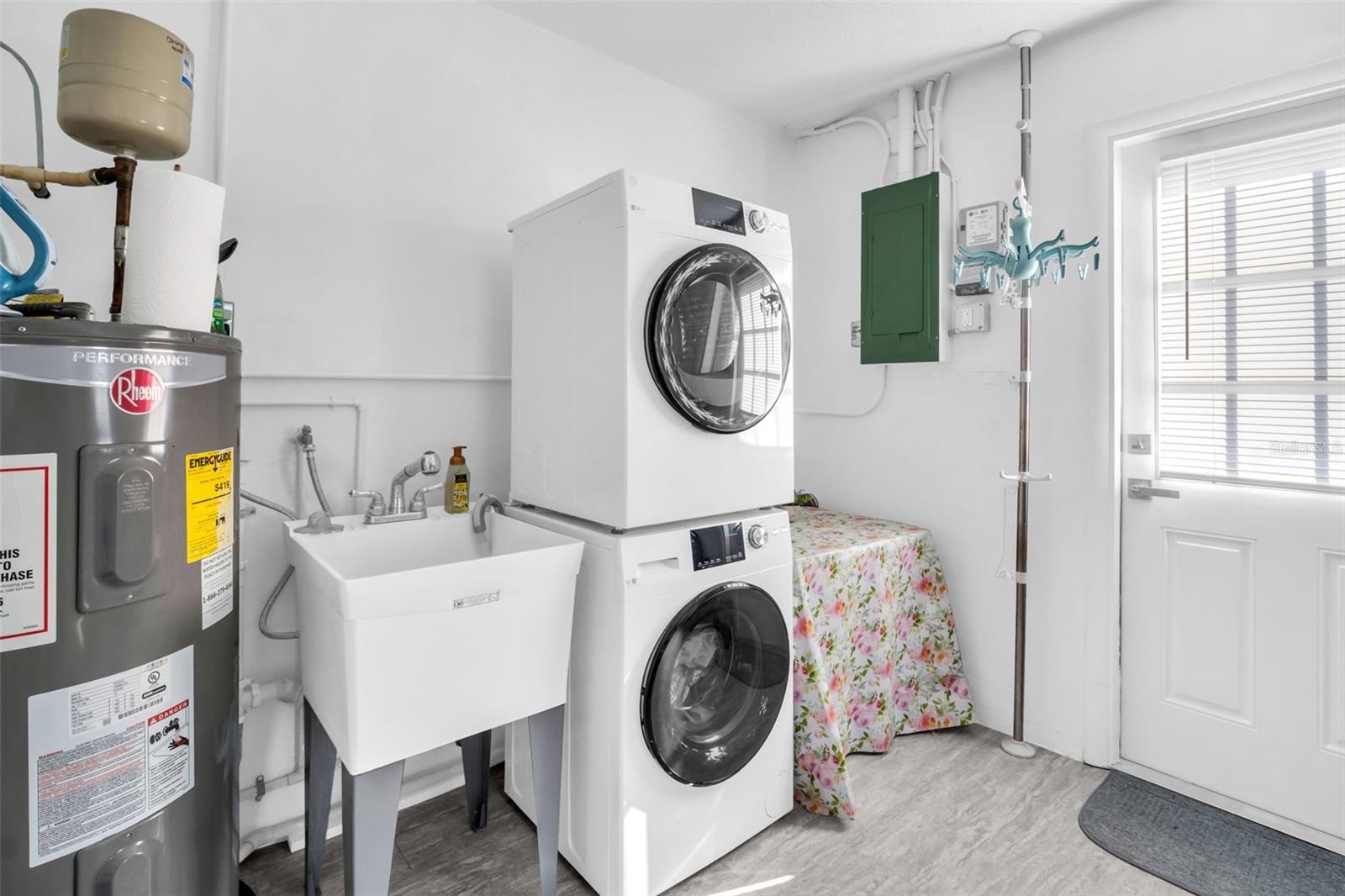 MAINLANDS OF TAMARAC BY THE GULF TWO CONDO - Residential