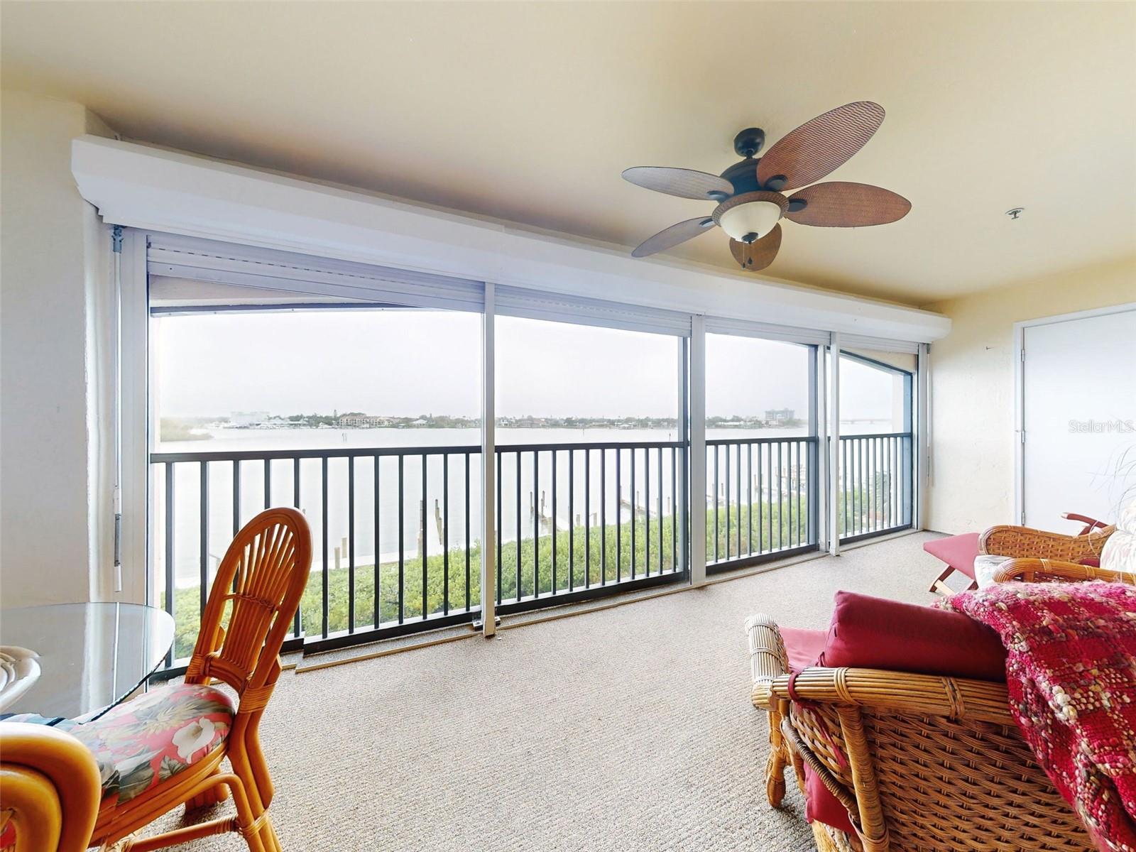 452 BOUCHELLE DRIVE 303
