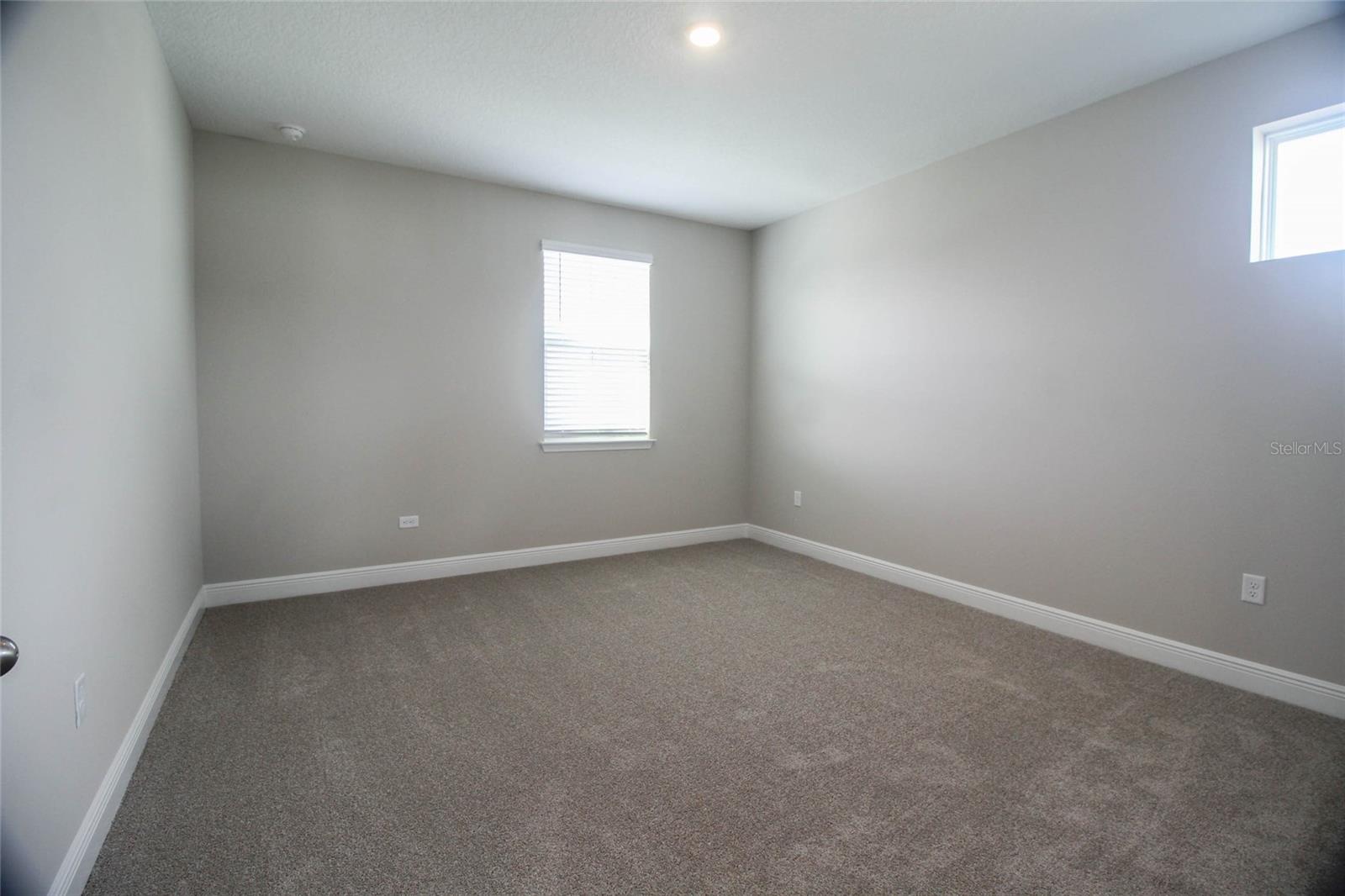LAUREATE PK PH 1 PCL N-2 - Residential Lease