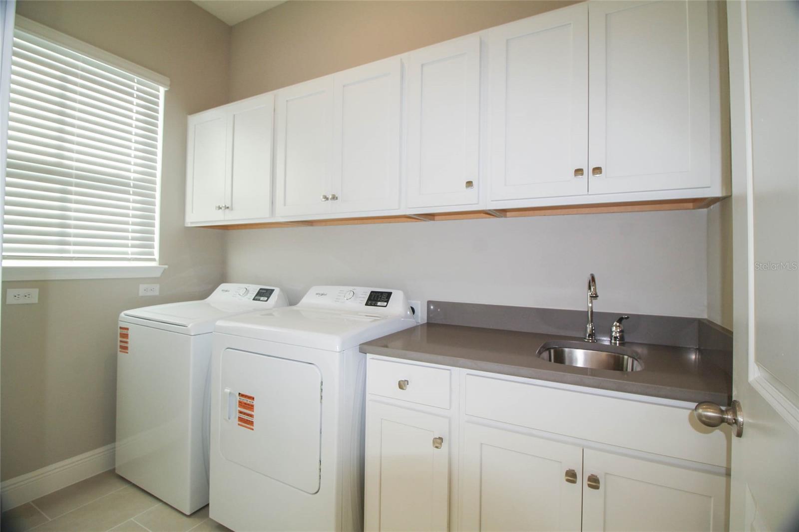 LAUREATE PK PH 1 PCL N-2 - Residential Lease