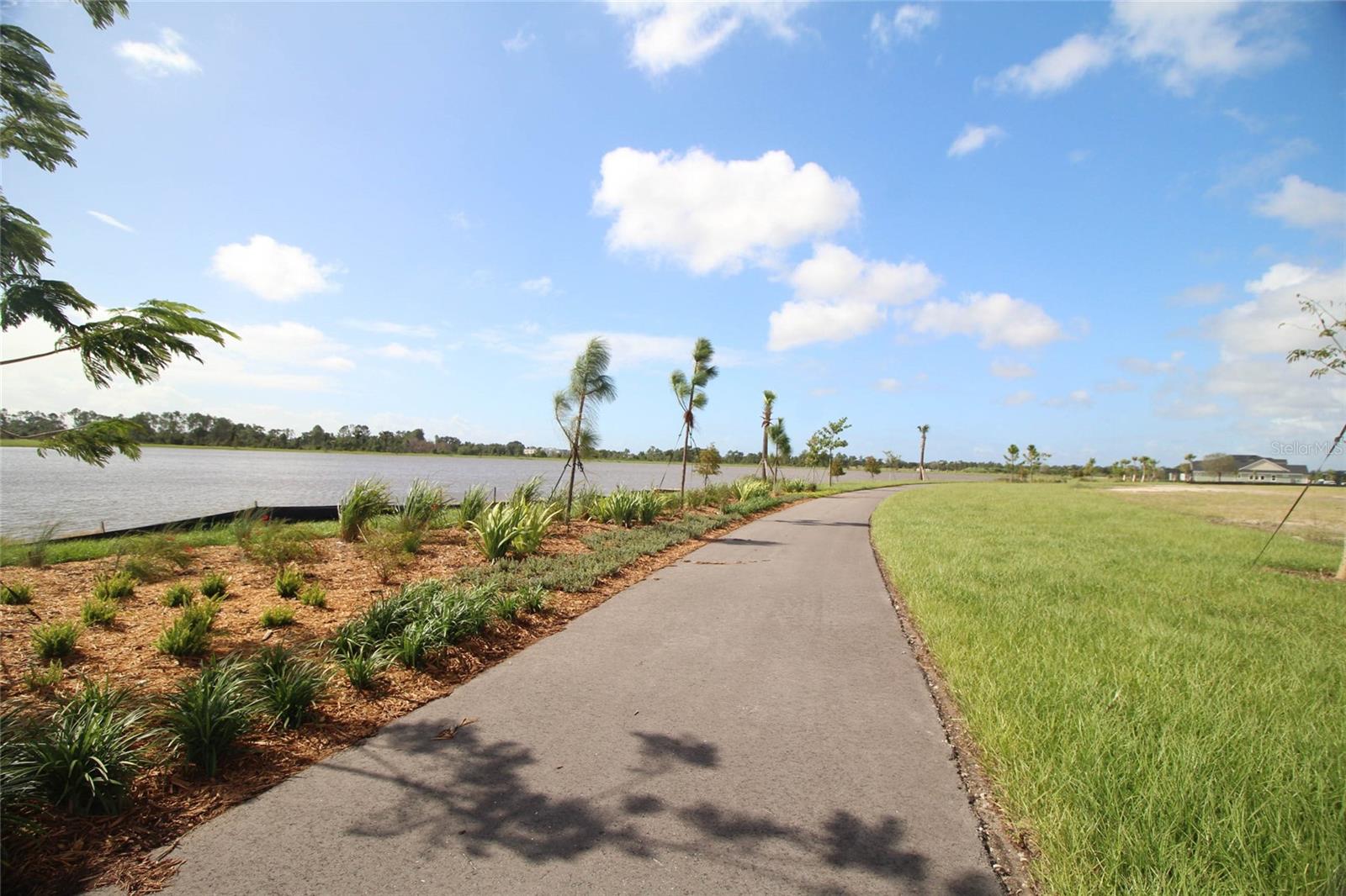 LAUREATE PK PH 1 PCL N-2 - Residential Lease