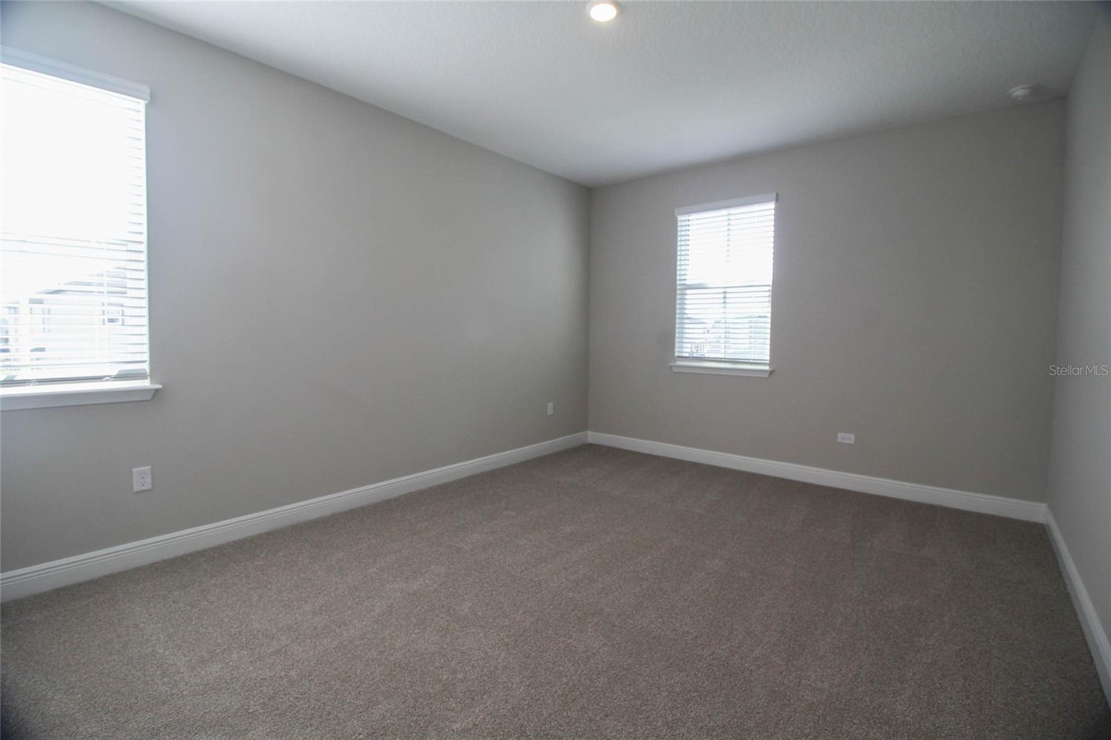 LAUREATE PK PH 1 PCL N-2 - Residential Lease