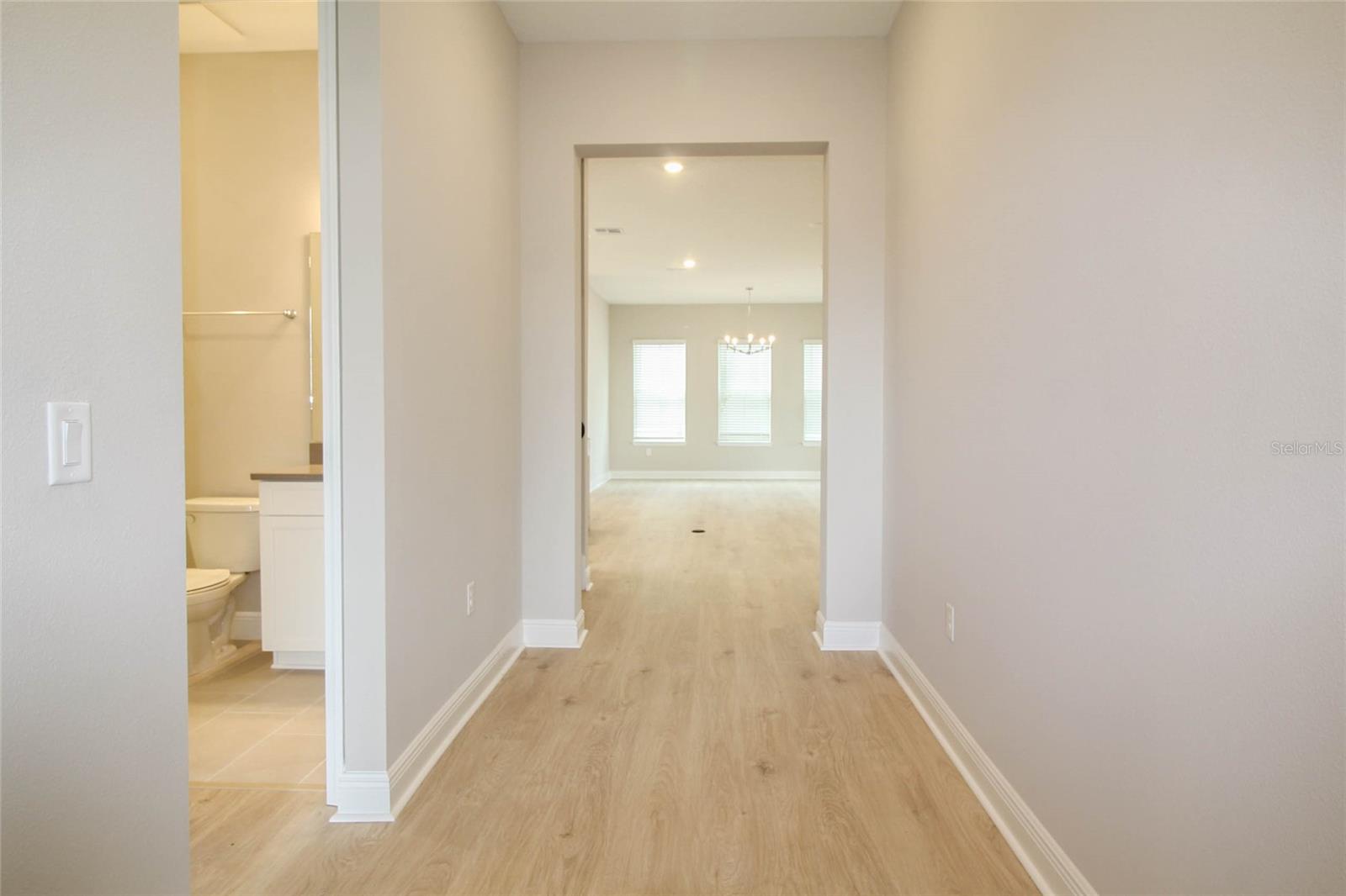 LAUREATE PK PH 1 PCL N-2 - Residential Lease
