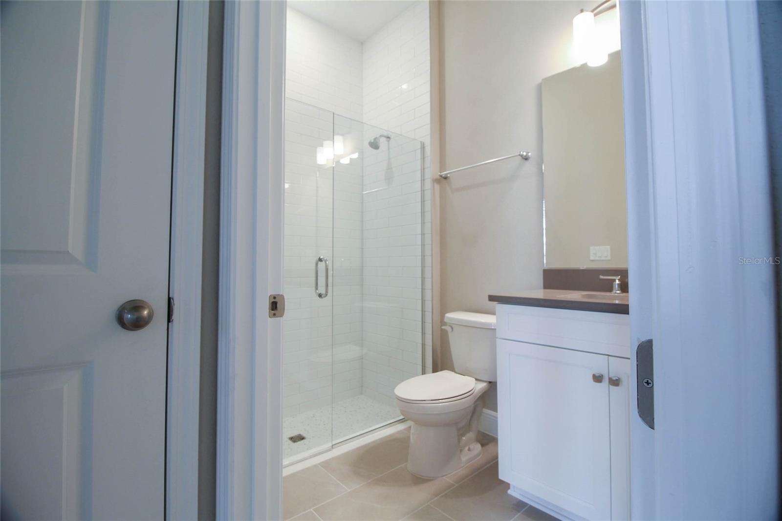 LAUREATE PK PH 1 PCL N-2 - Residential Lease