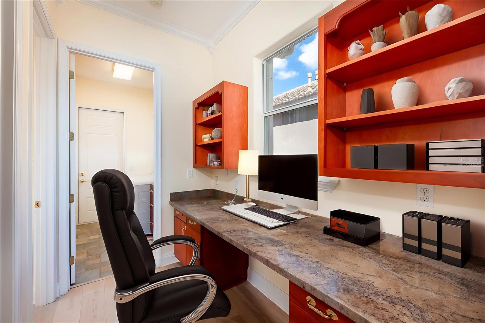 DEBAY PLANTATION UN 17B - Residential