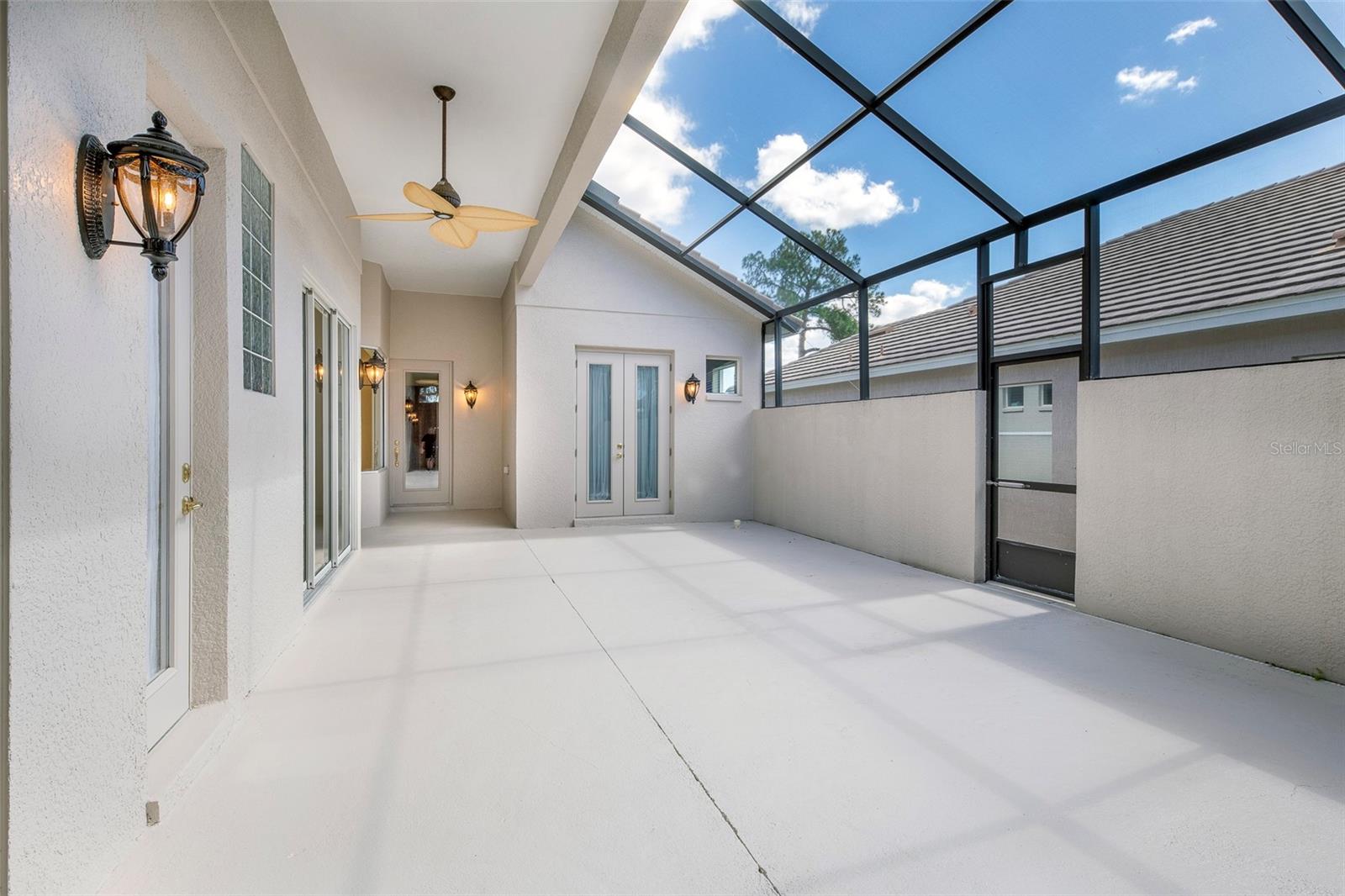 DEBAY PLANTATION UN 17B - Residential