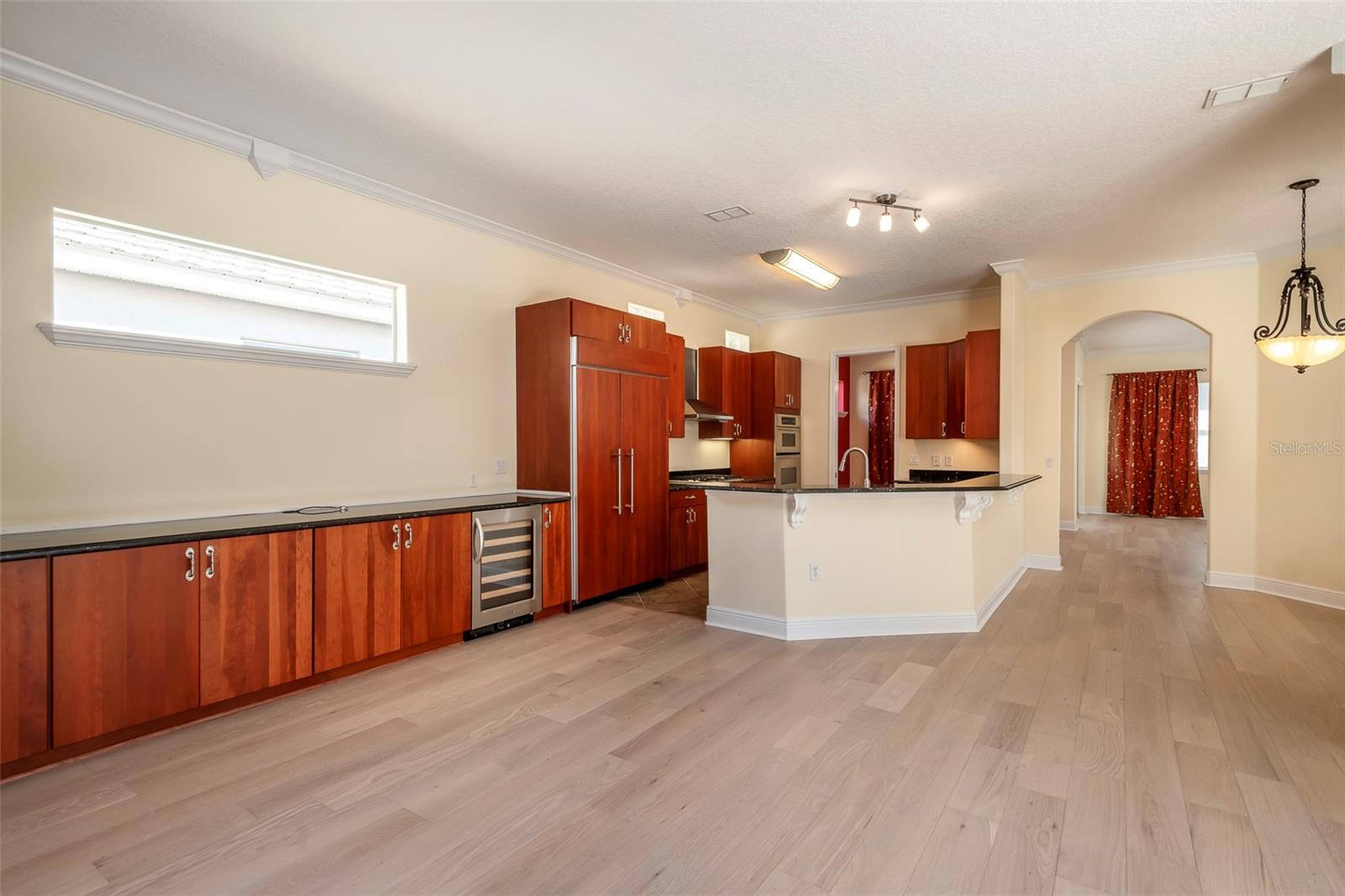 522 NEWHALL LANE
