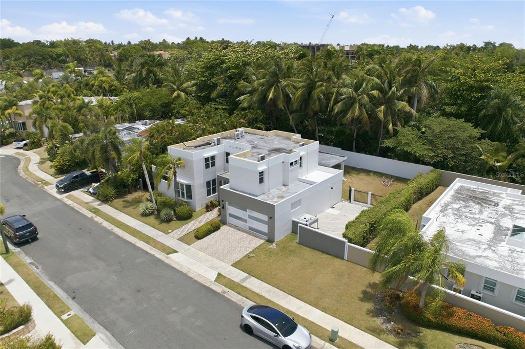 Photo of 468 Calle Via Mediterranea #468, Dorado, PR 00646 (MLS # PR9122630)