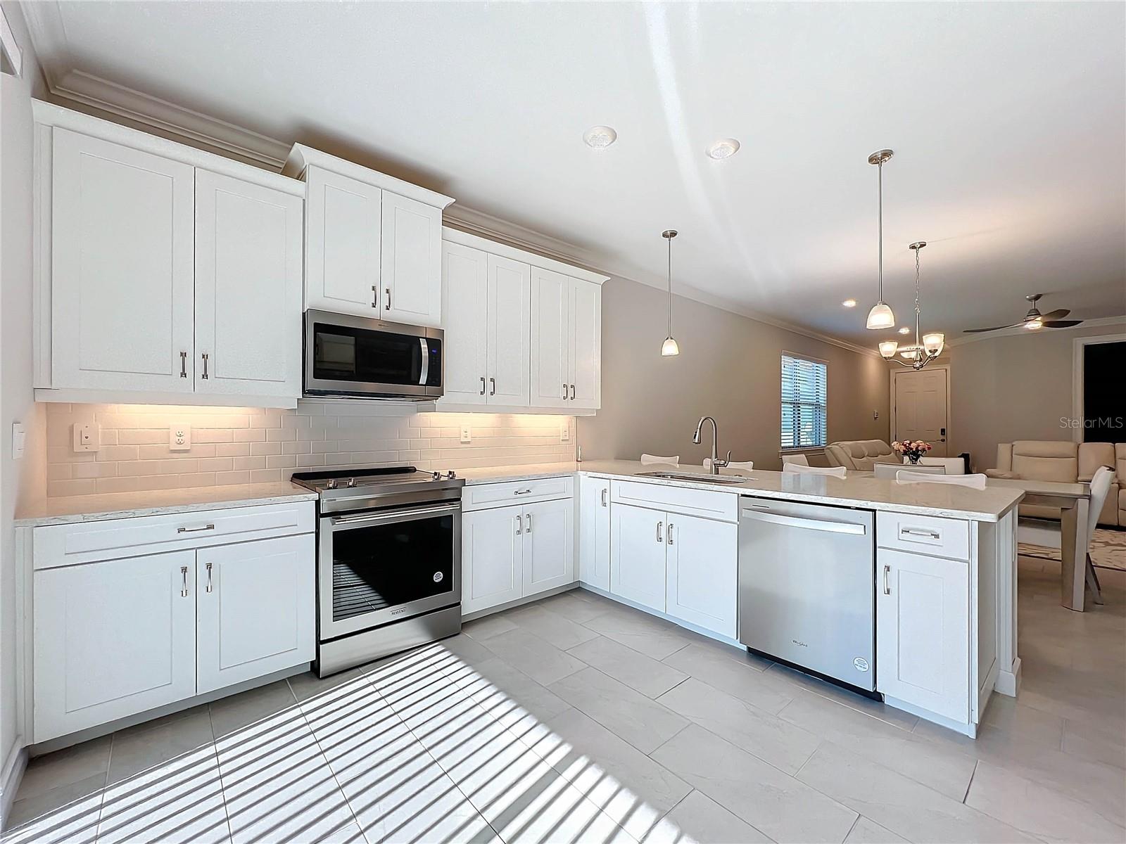 TOSCANA ISLES PH 6 UN 2 - Residential