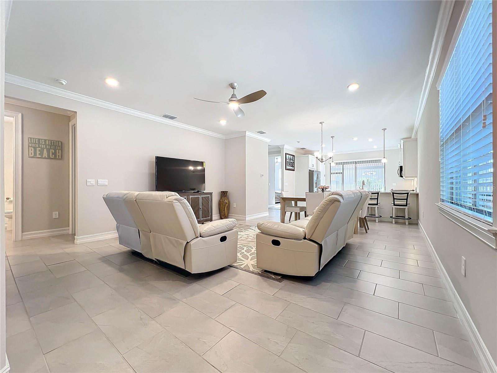 TOSCANA ISLES PH 6 UN 2 - Residential