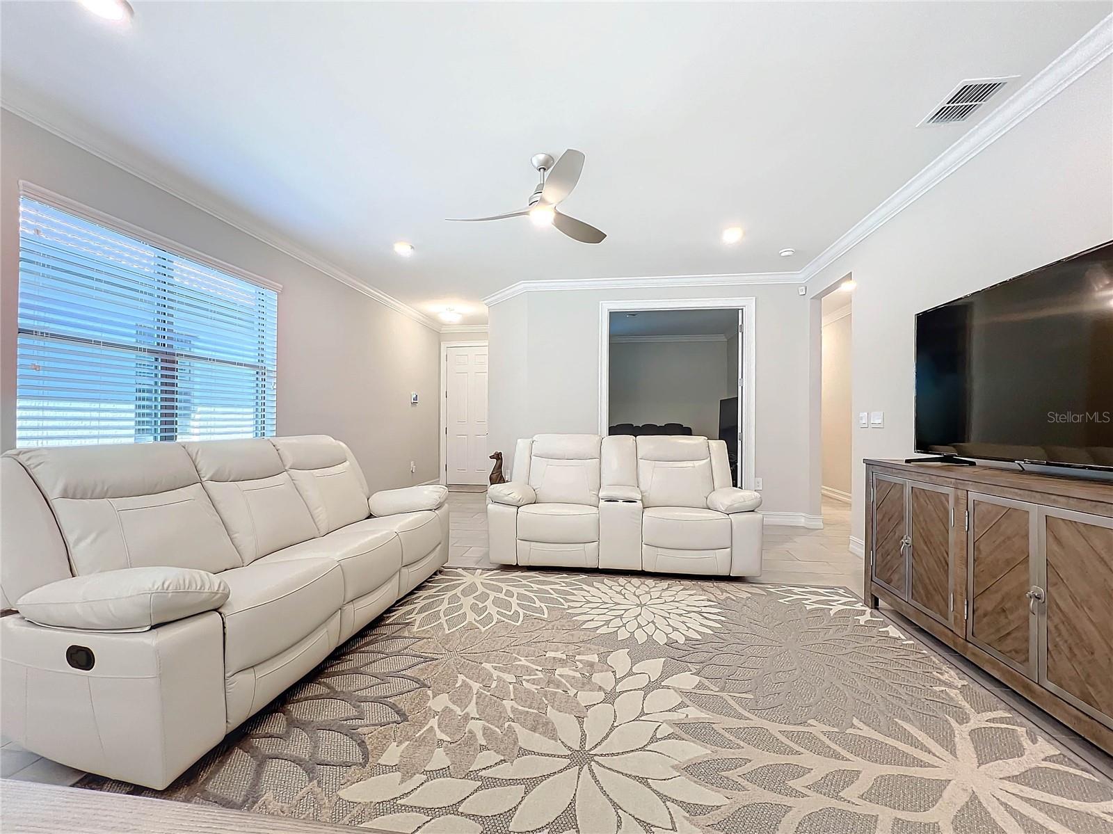 TOSCANA ISLES PH 6 UN 2 - Residential