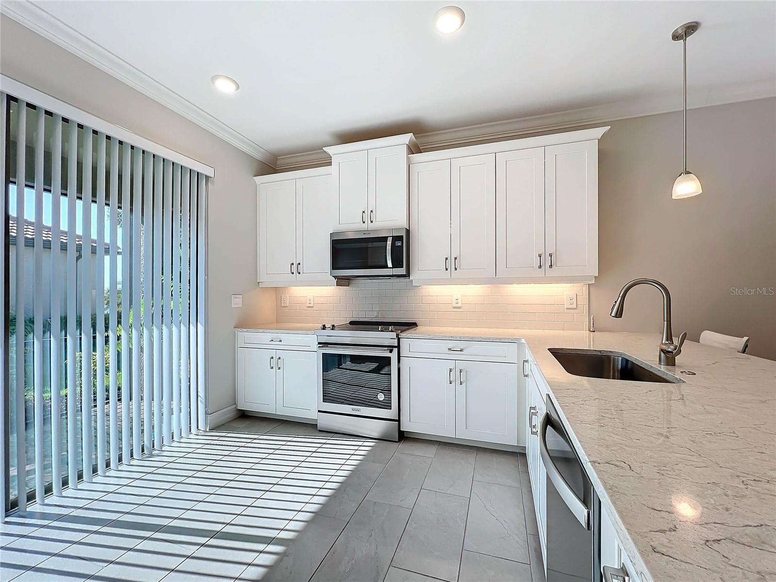 TOSCANA ISLES PH 6 UN 2 - Residential