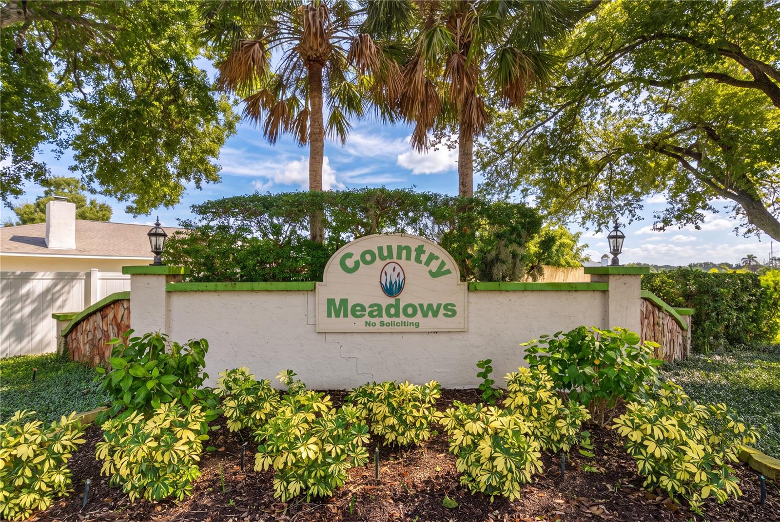 2014 COUNTRY MEADOWS LANE