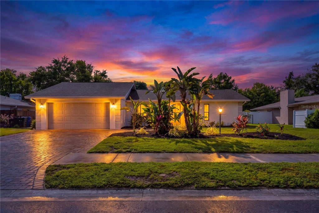 Photo of 2014 Country Meadows Lane, Sarasota, FL 34235 (MLS # A4708161)