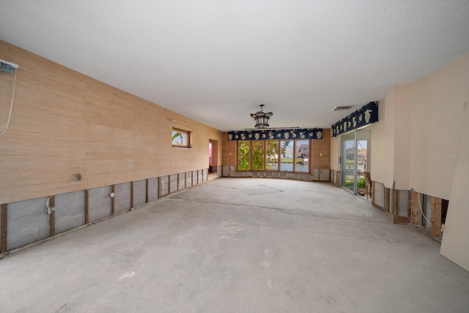 HARBOR HILLS 3RD ADD - Residential
