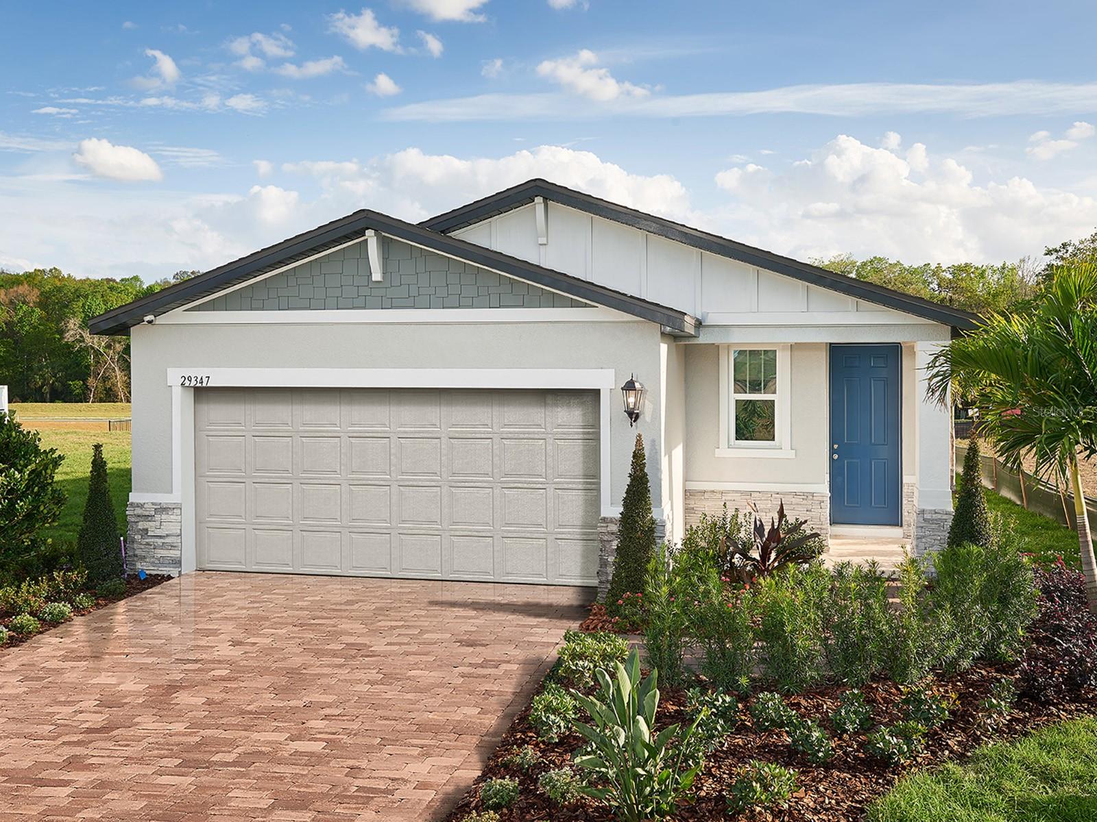 LAKE DENHAM ESTATES - Residential Lease