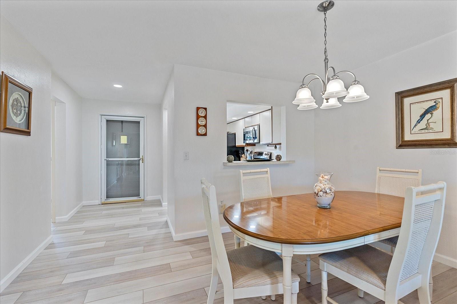 MISSION LAKES - Residential Lease
