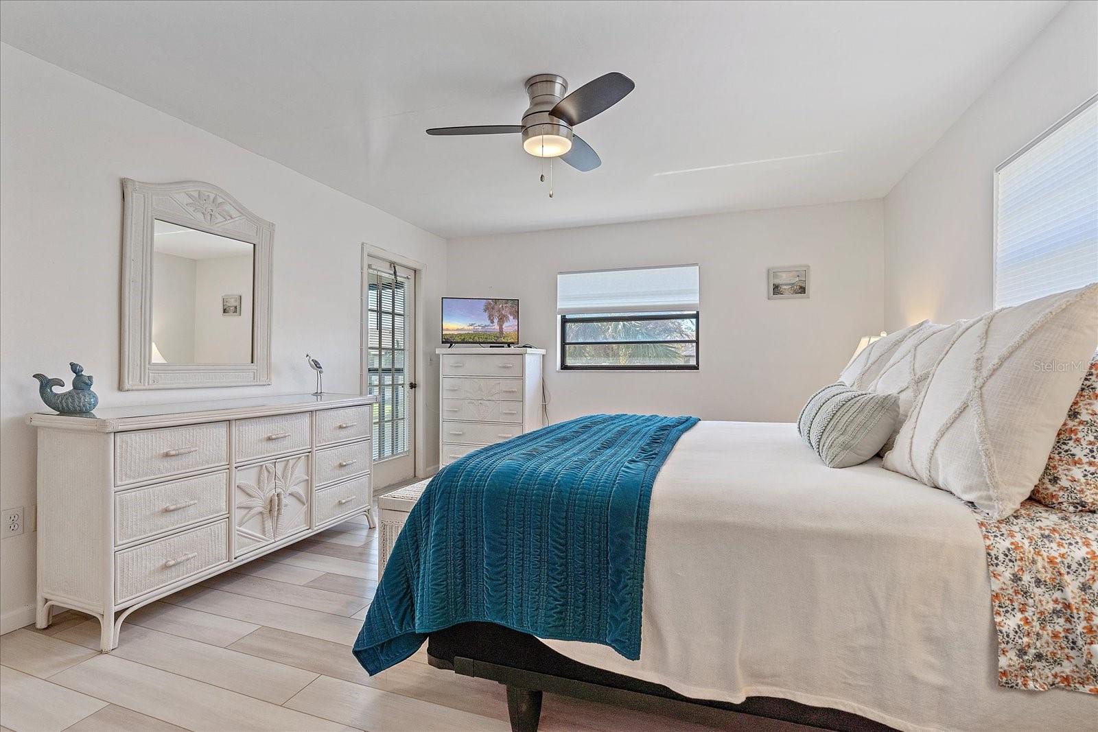 MISSION LAKES - Residential Lease