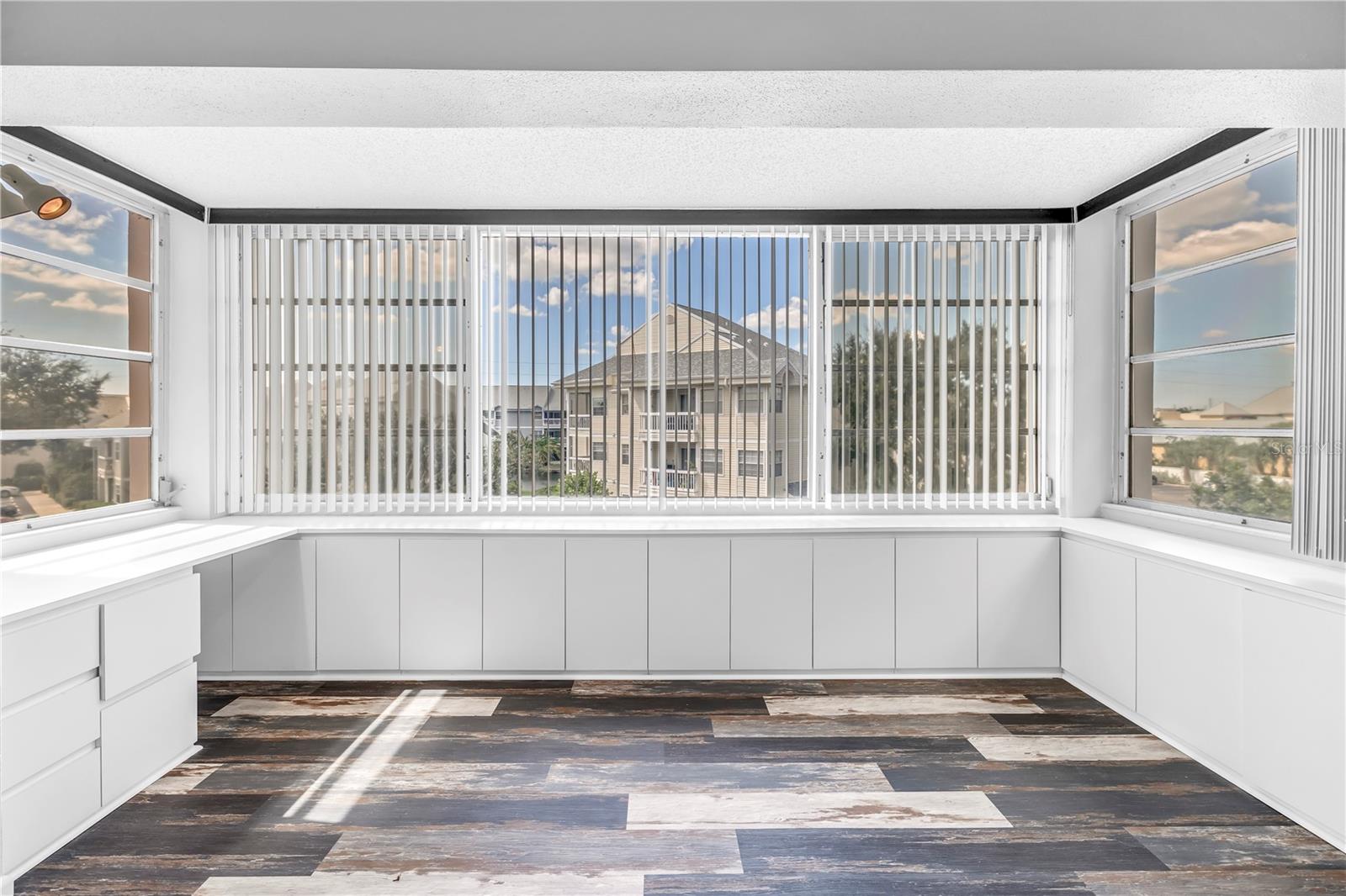 CROSSWINDS COLONY ONE CONDO - Residential