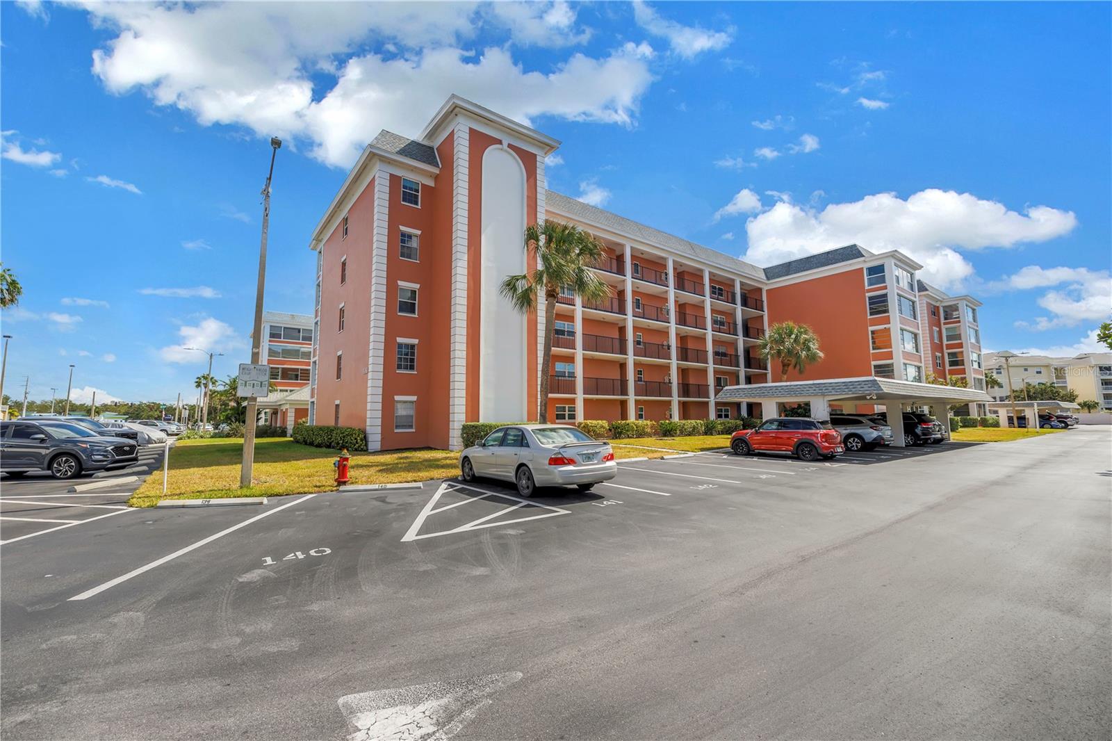 CROSSWINDS COLONY ONE CONDO - Residential
