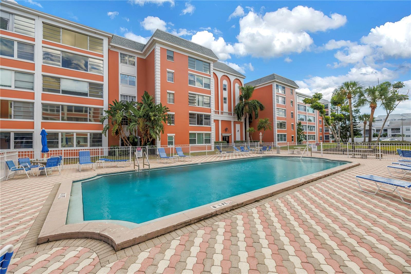 CROSSWINDS COLONY ONE CONDO - Residential