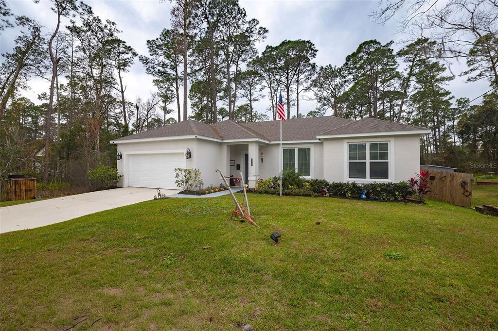 Photo of 1550 11th Avenue, Deland, FL 32724 (MLS # V4946947)