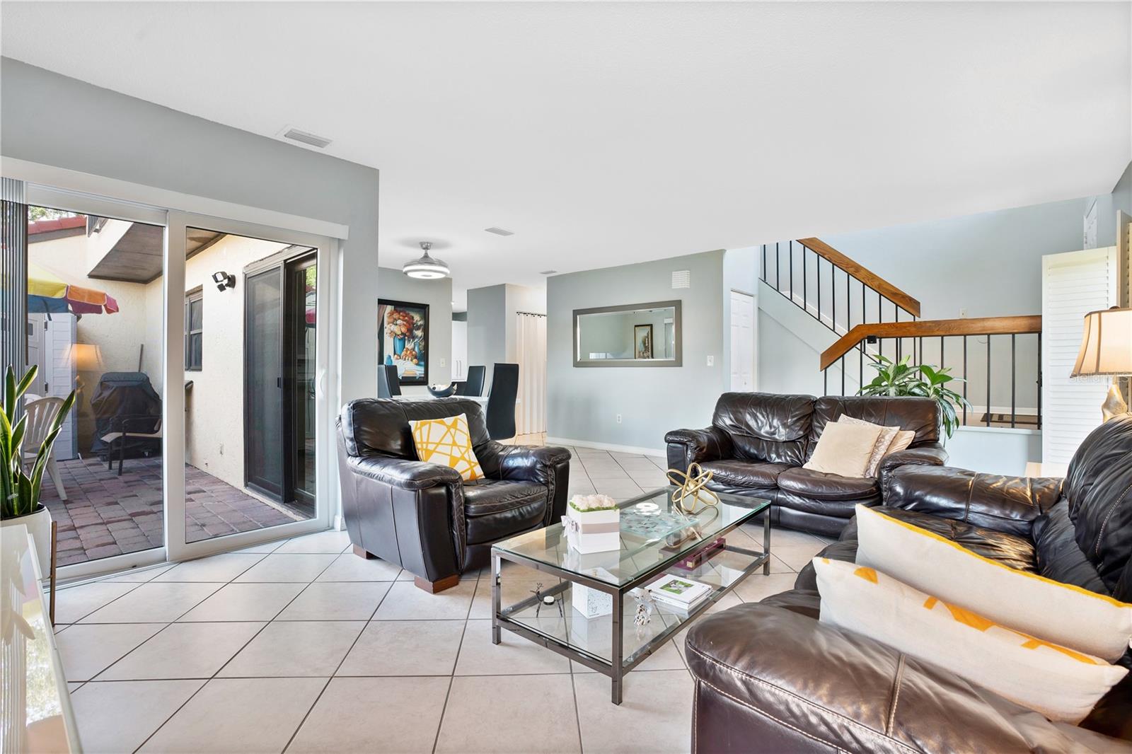 435 HUNTER CIRCLE