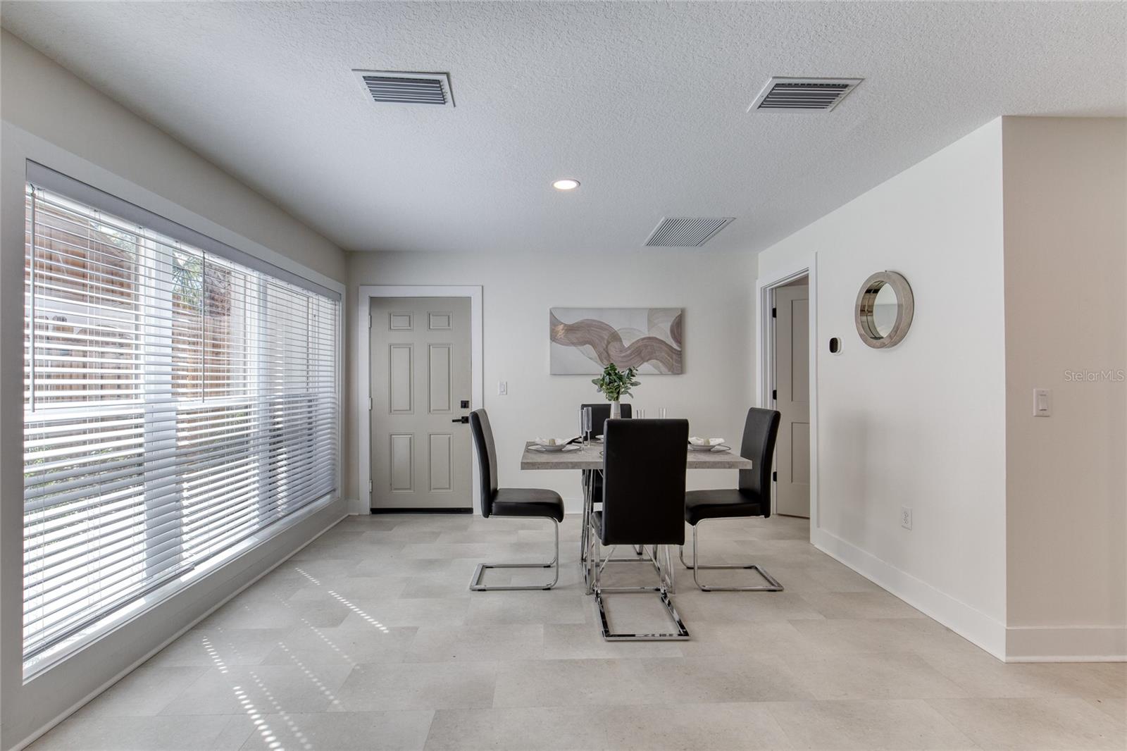 ARROWHEAD VILLAGE REP - Residential