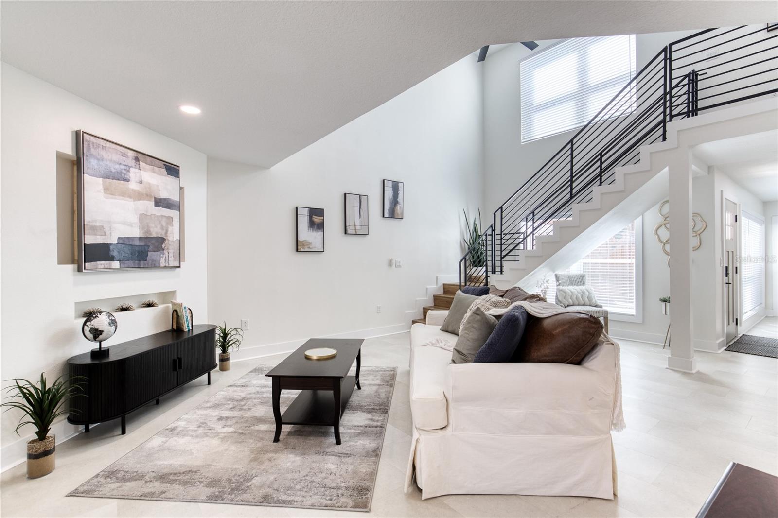ARROWHEAD VILLAGE REP - Residential
