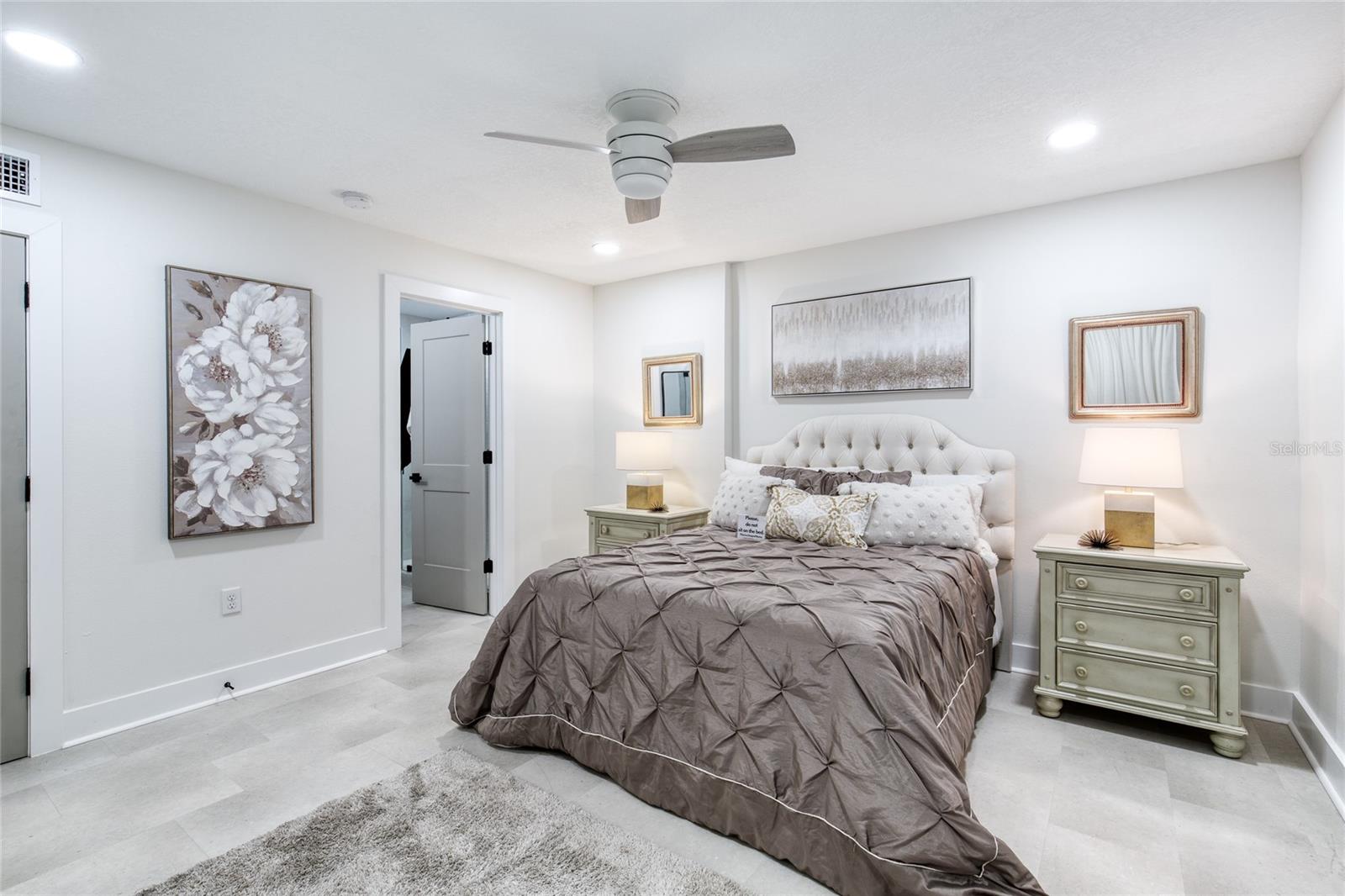 ARROWHEAD VILLAGE REP - Residential