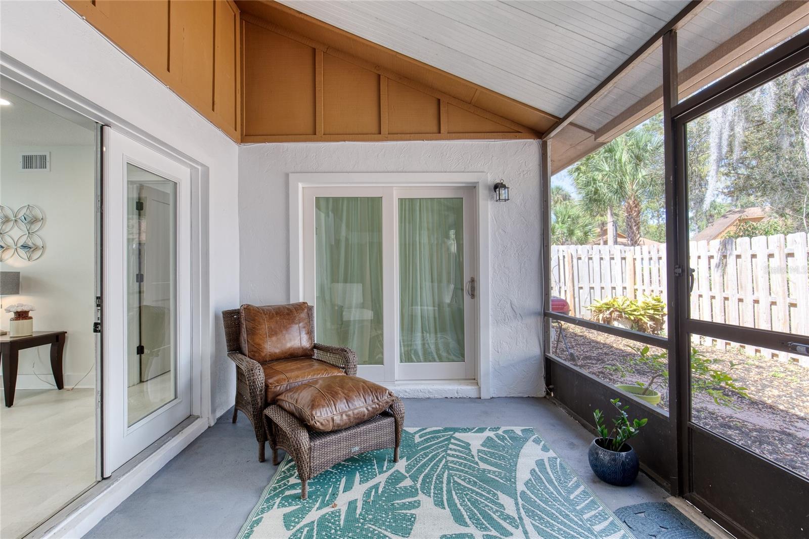 ARROWHEAD VILLAGE REP - Residential