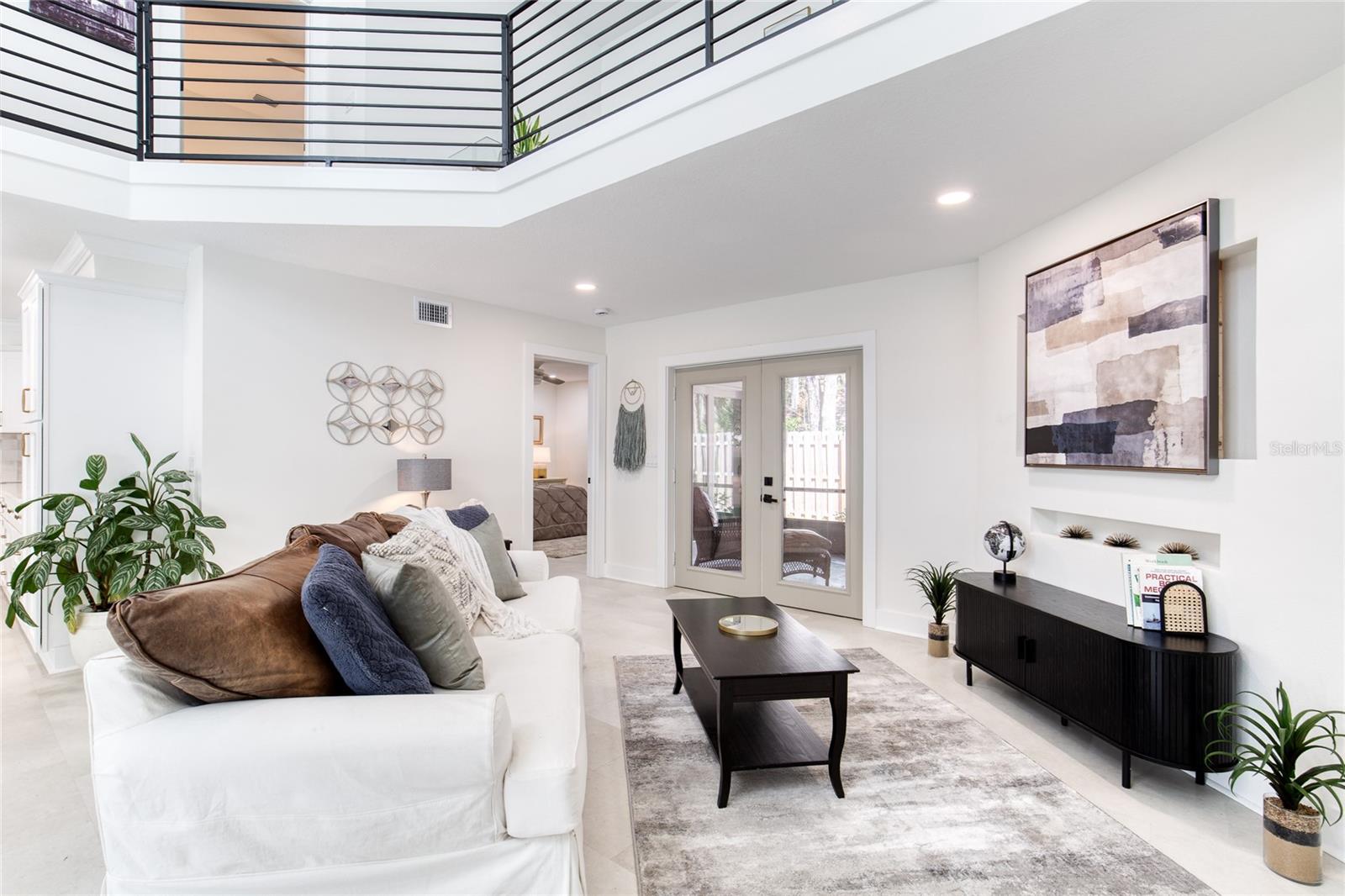 ARROWHEAD VILLAGE REP - Residential