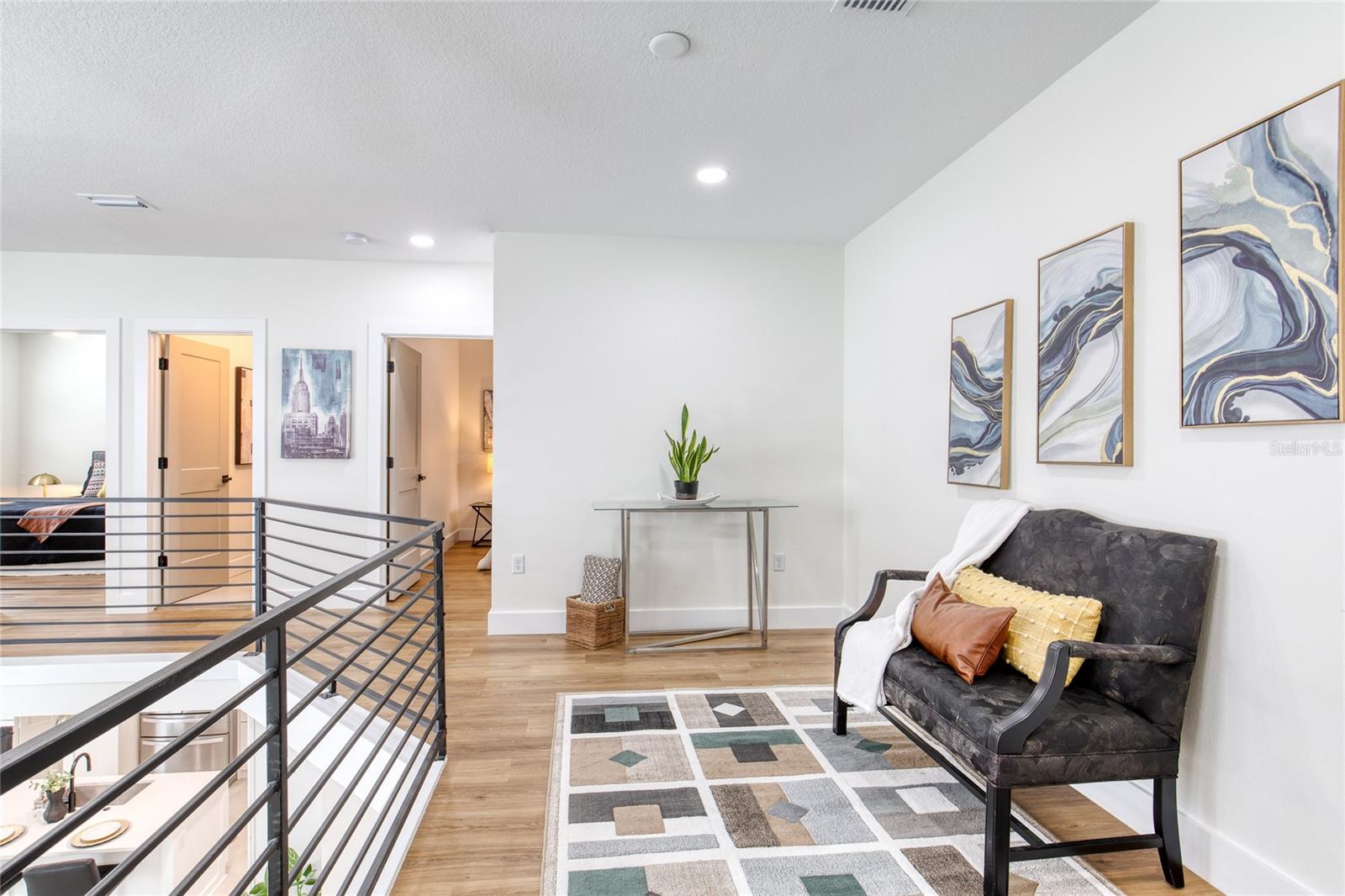 ARROWHEAD VILLAGE REP - Residential