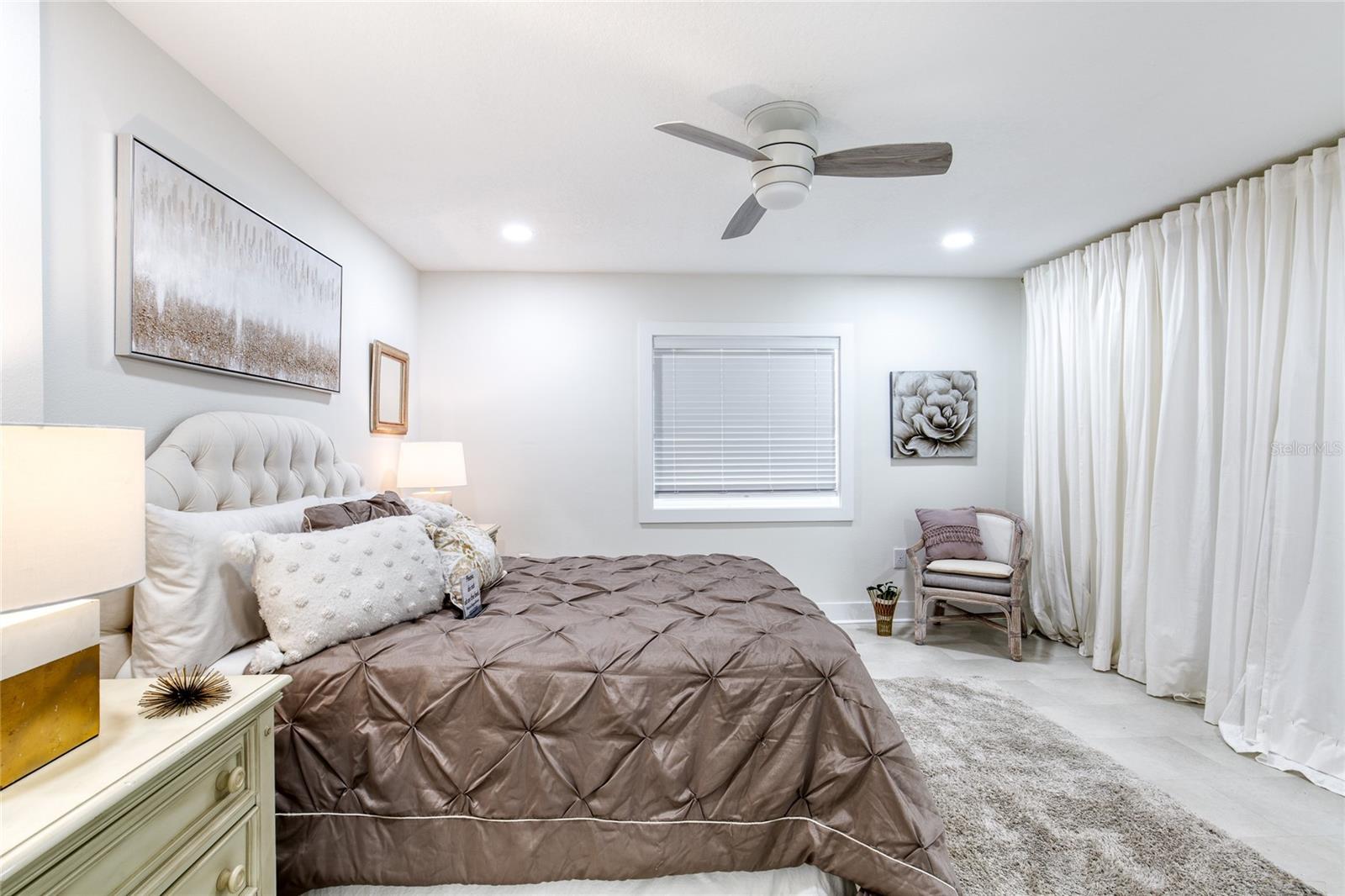ARROWHEAD VILLAGE REP - Residential