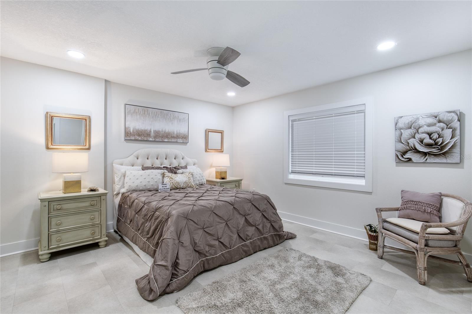 ARROWHEAD VILLAGE REP - Residential