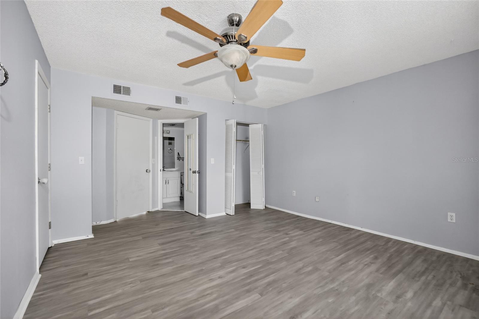 VILLAGE SQUARE CONDO - Residential