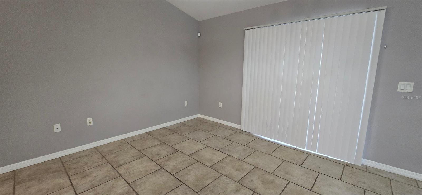 SILVER SPGS SHORES - Residential Lease