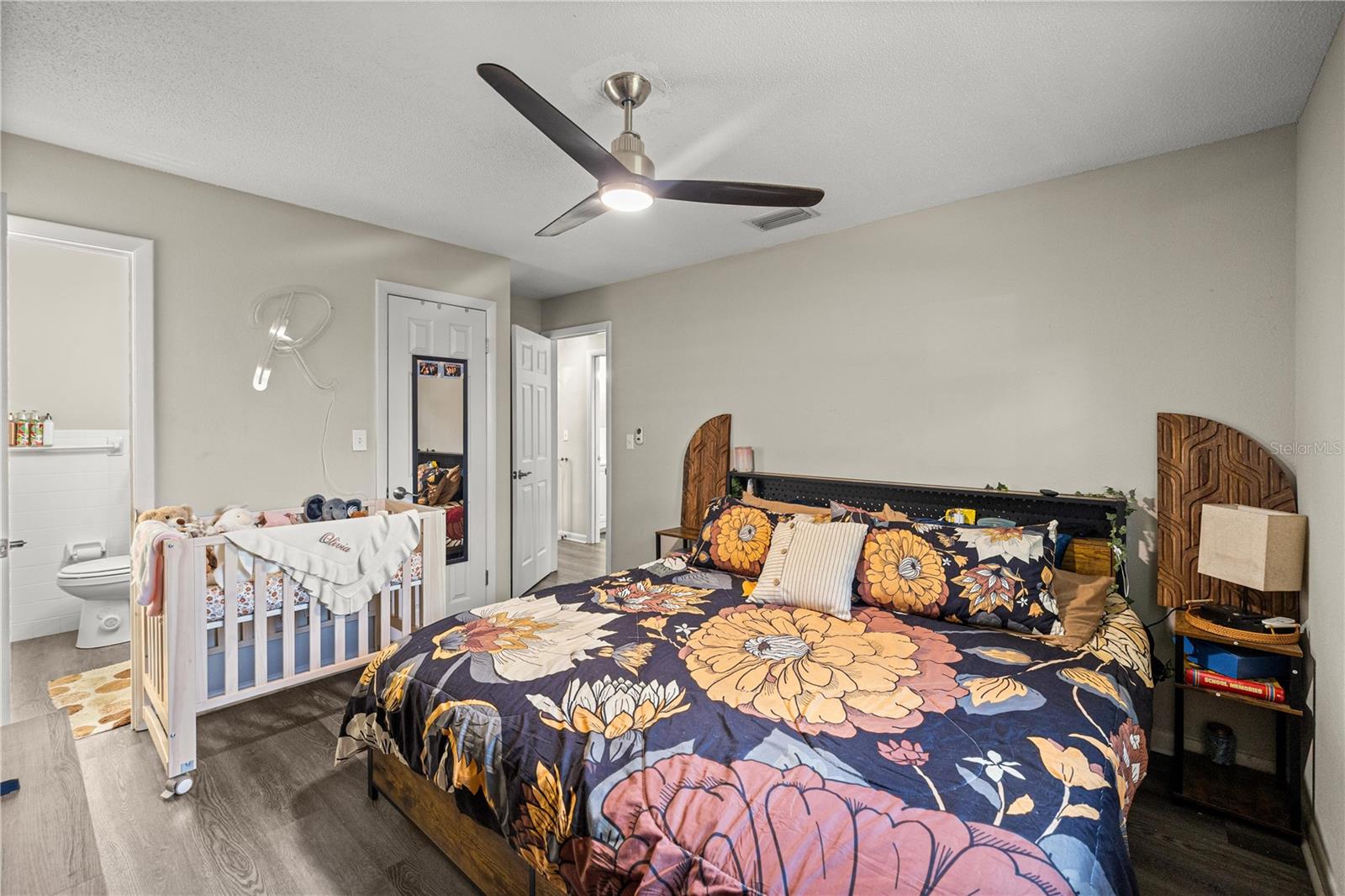 RIDGEWOOD PARK - Residential