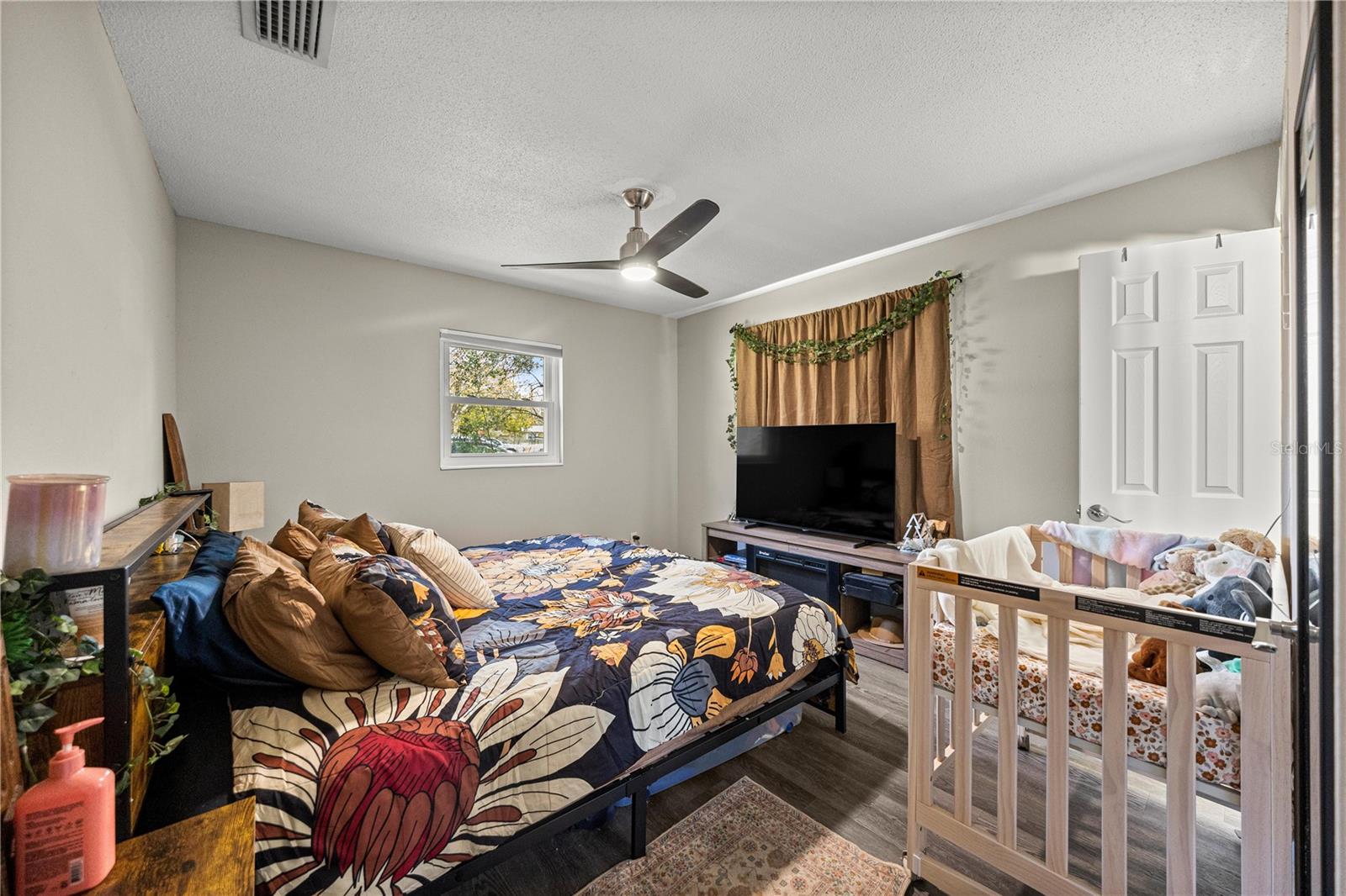 RIDGEWOOD PARK - Residential