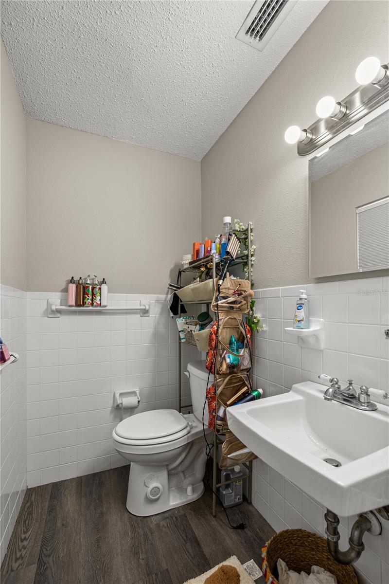 RIDGEWOOD PARK - Residential