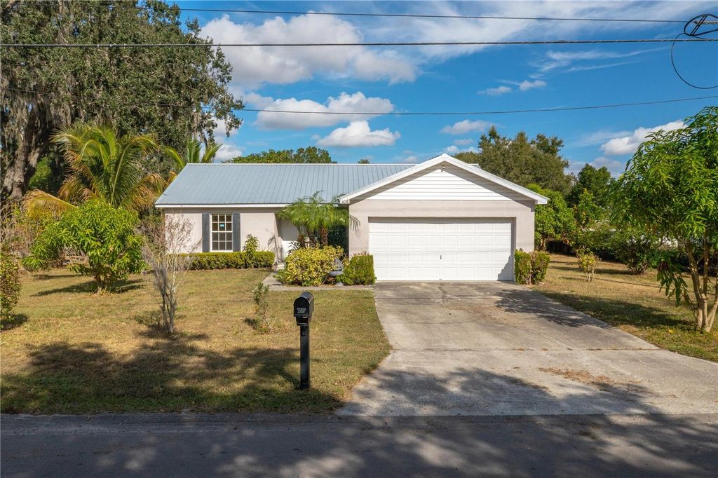 Photo of 403 SE 3rd Street, Fort Meade, FL 33841 (MLS # L4957581)