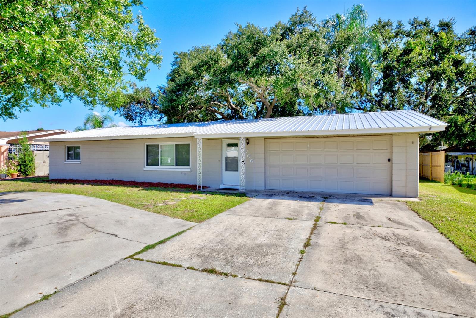 GOLFVIEW ESTATES - Residential