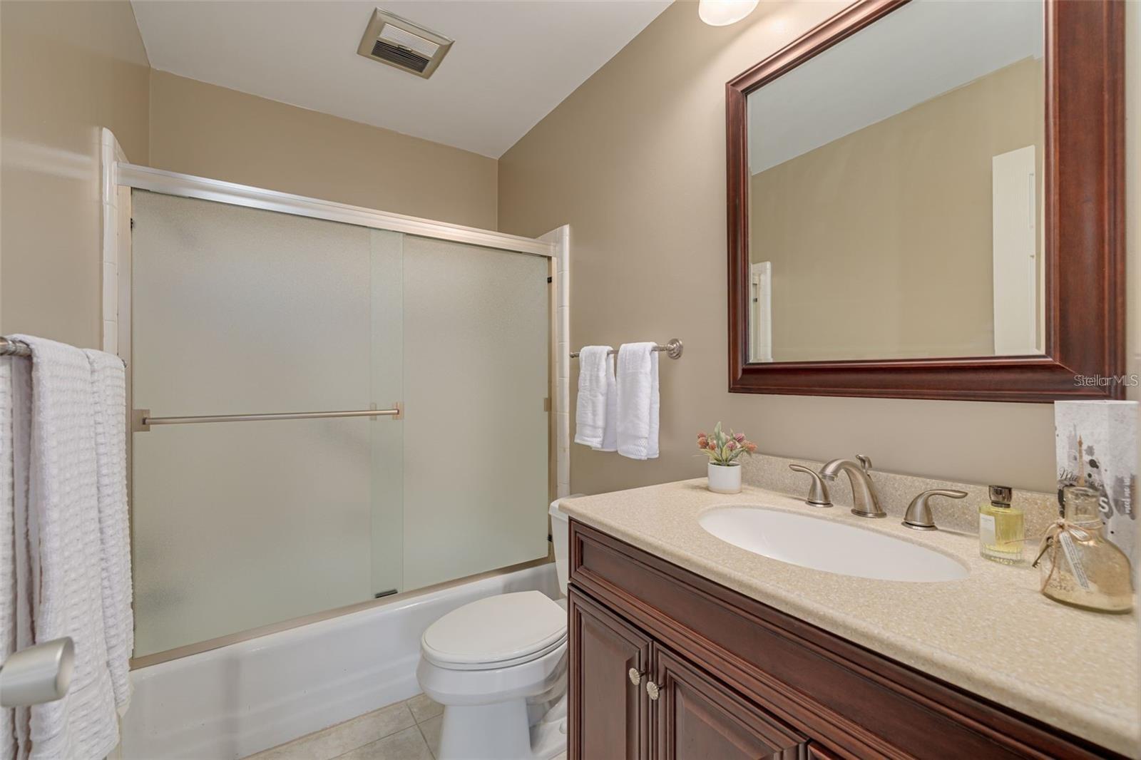 HARBOR VIEW MANOR CONDO - Residential