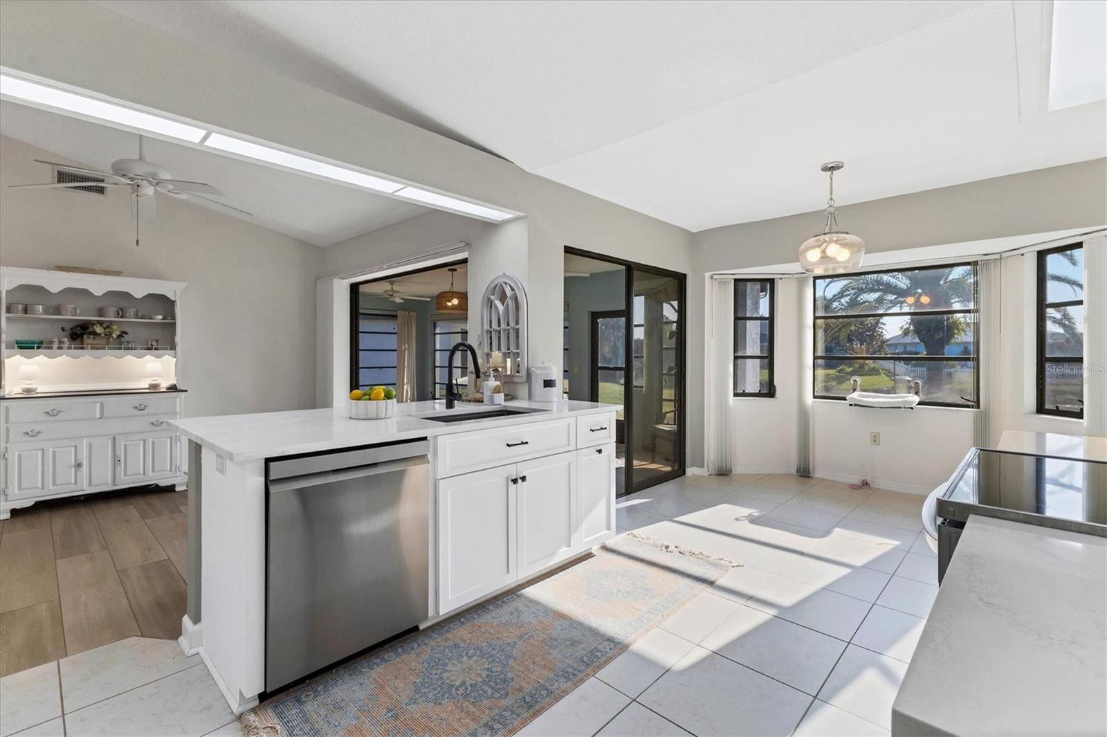 25 BUNKER COURT