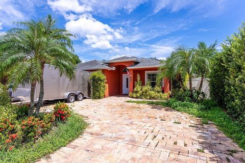 Photo of 4907 Carlyle Road, Tampa, FL 33615 (MLS # TB8424348)